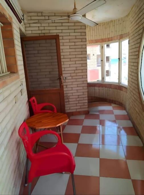 Apartment شالية رومانسي بالاسكندرية العجمي يري البحر Romantic Seaview Alexandria